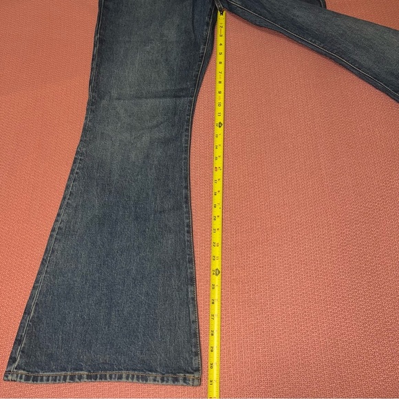 Reformation - Margot High Rise Flare Jeans women’s size 30 - Picture 11 of 12
